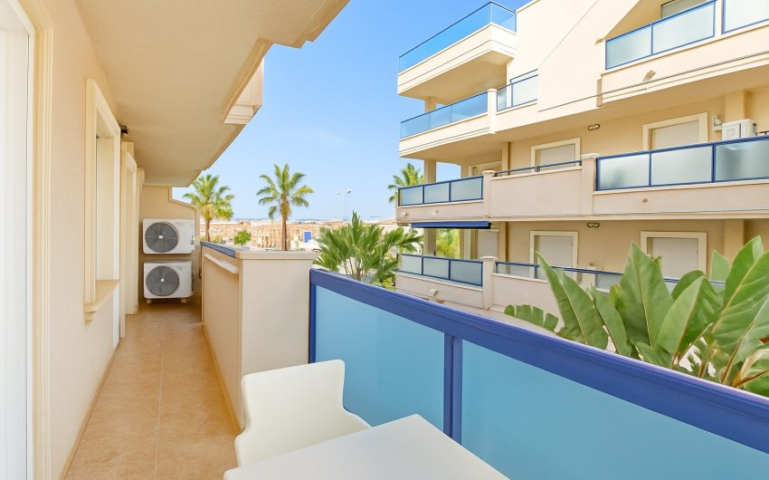 Resale - Apartment -
Cabo Roig