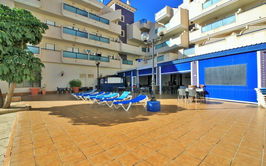 Resale - Apartment -
Cabo Roig