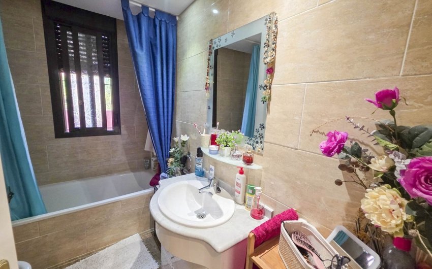 Resale - Apartment -
Casares Playa - Costa del Sol