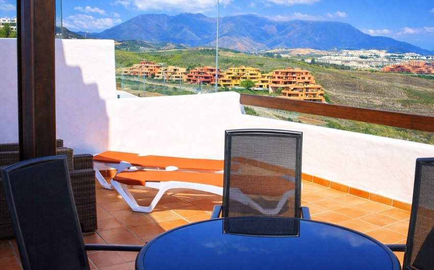 Resale - Apartment -
Casares Playa - Costa del Sol