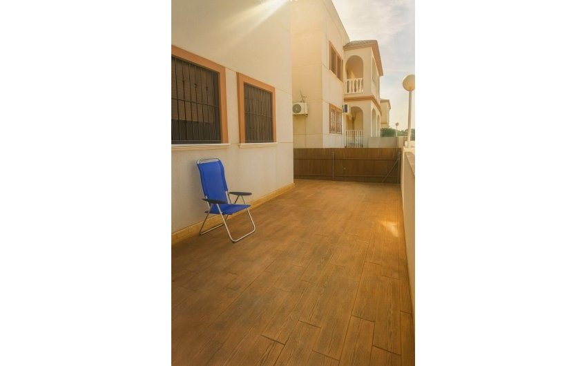 Resale - Apartment -
Daya Vieja - Costa Blanca