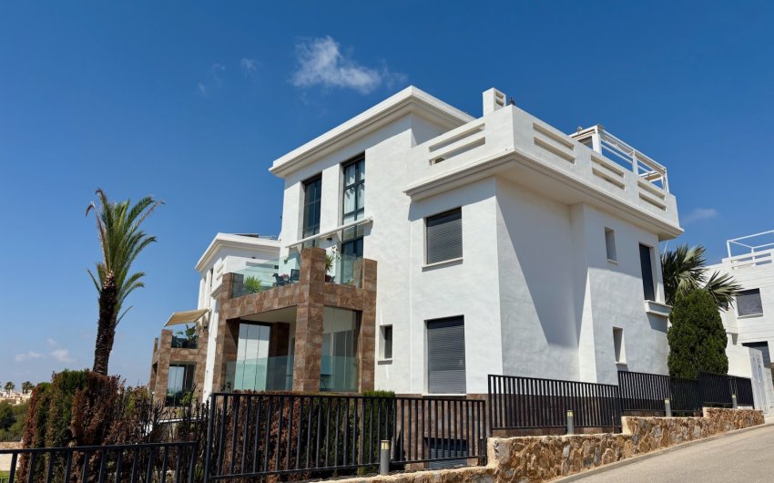 Resale - Apartment -
Dehesa de Campoamor - Las Ramblas