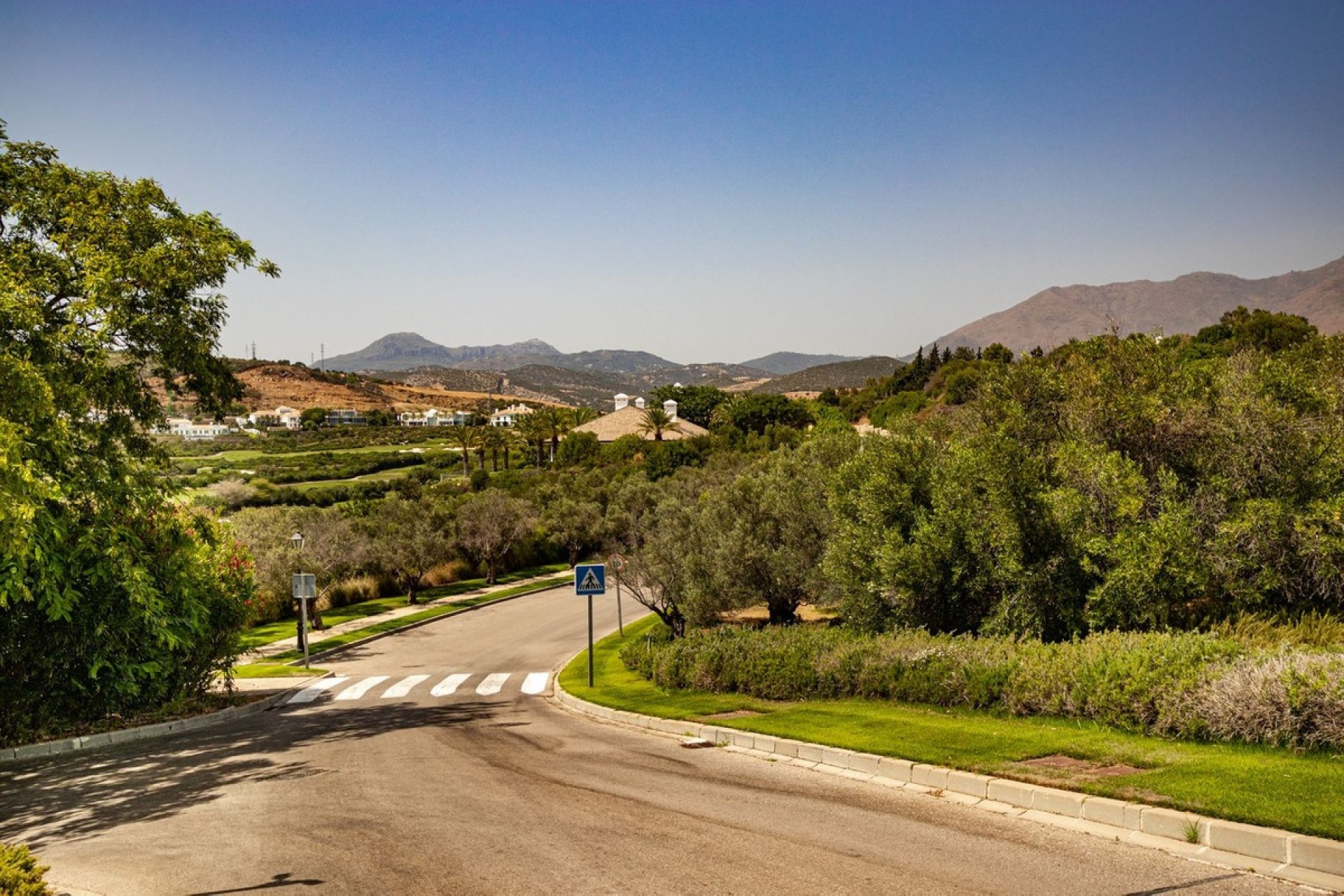 Resale - Apartment -
Doña Julia - Inland