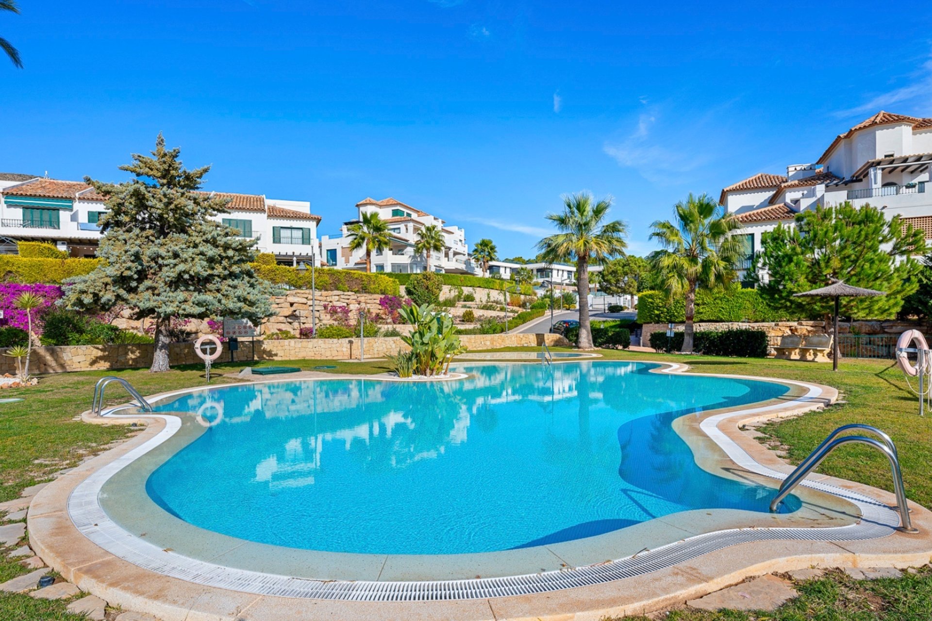 Resale - Apartment -
Finestrat - Sierra Cortina