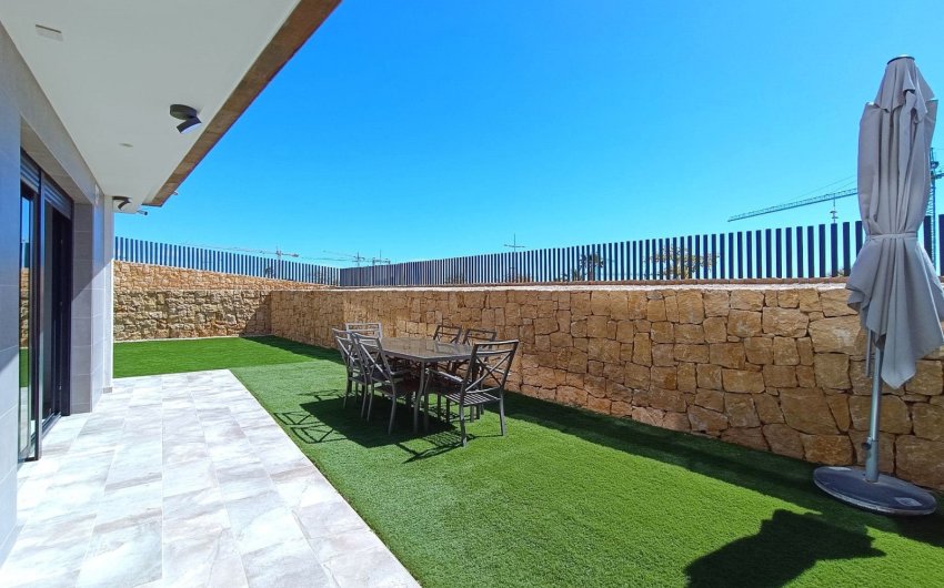 Resale - Apartment -
Finestrat