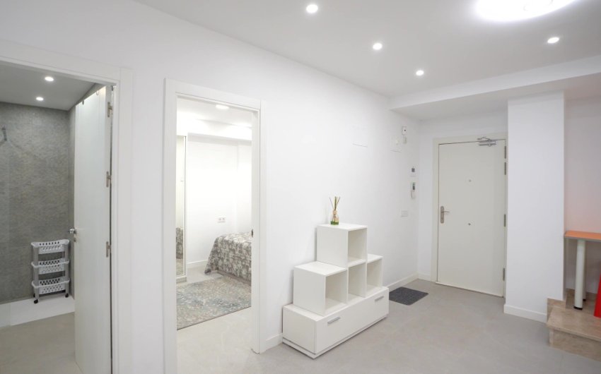 Resale - Apartment -
Finestrat
