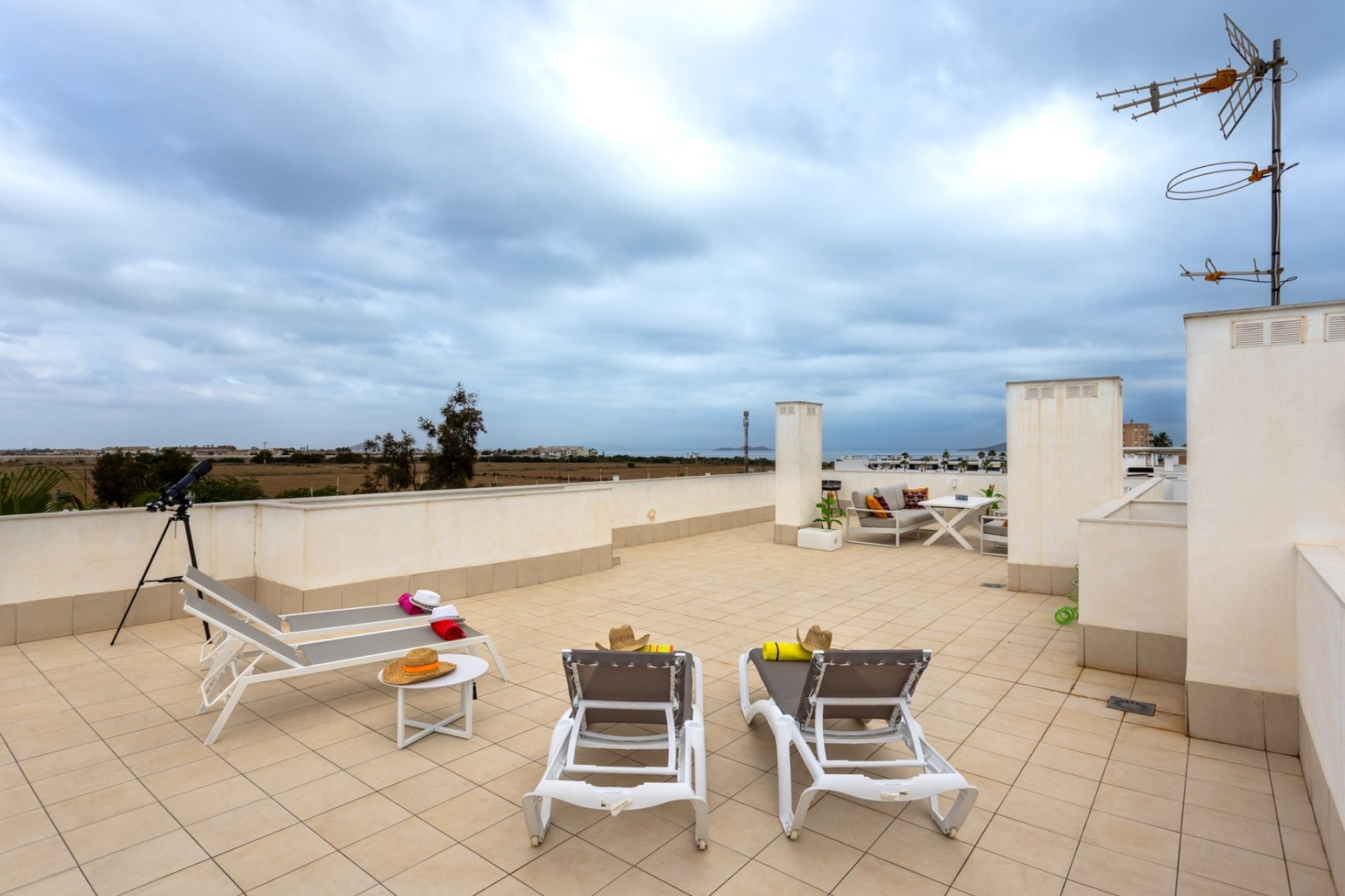 Resale - Apartment Flat -
Mar de Cristal