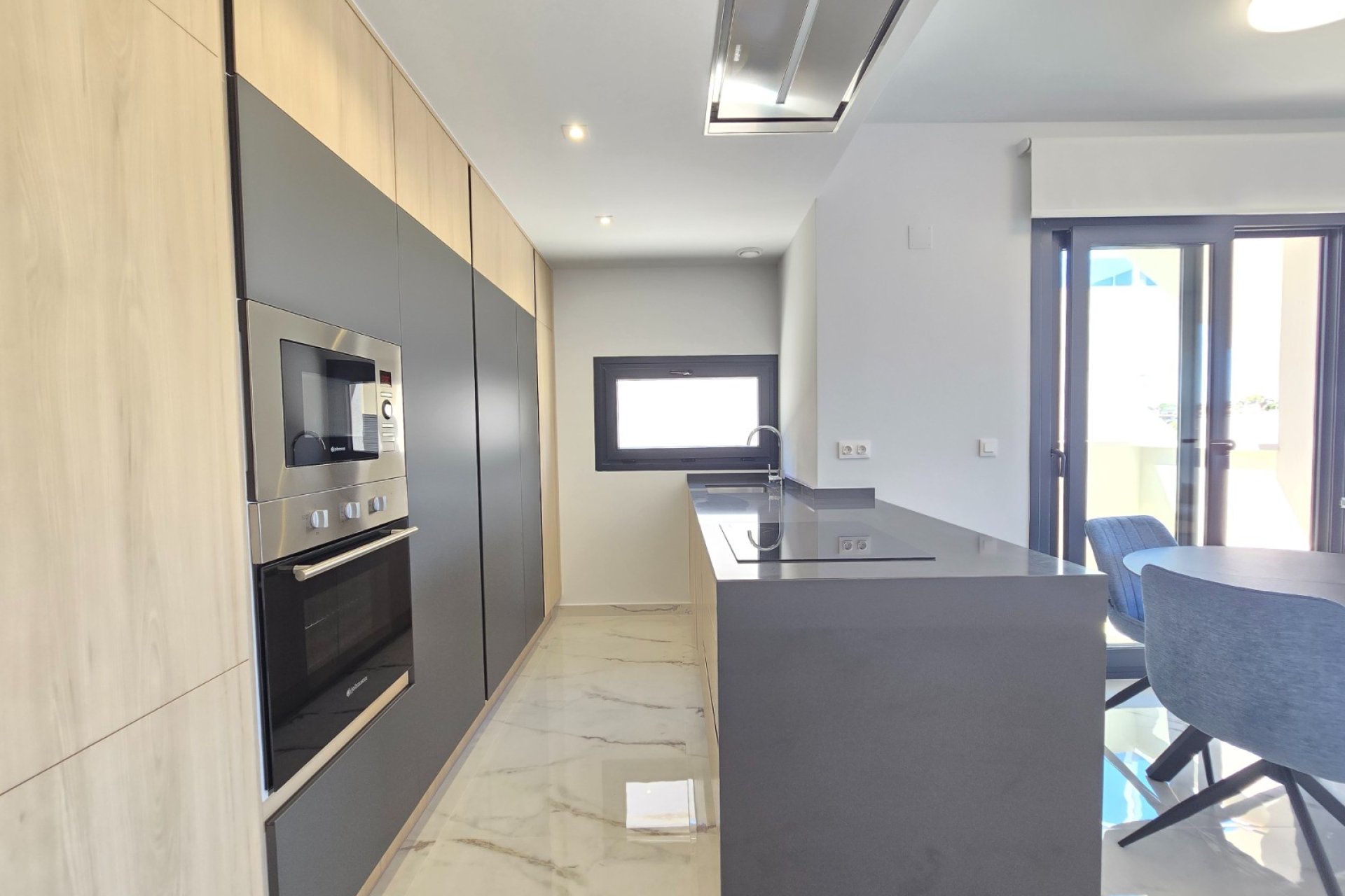 Resale - Apartment / Flat * -
Orihuela Costa - Los Altos *
