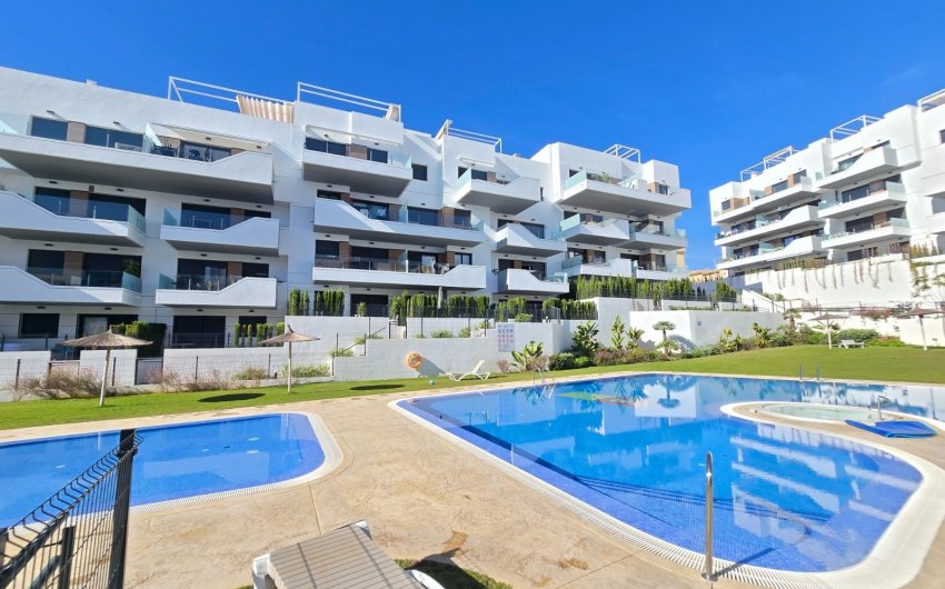 Resale - Apartment / Flat * -
Orihuela Costa * - Villamartín *