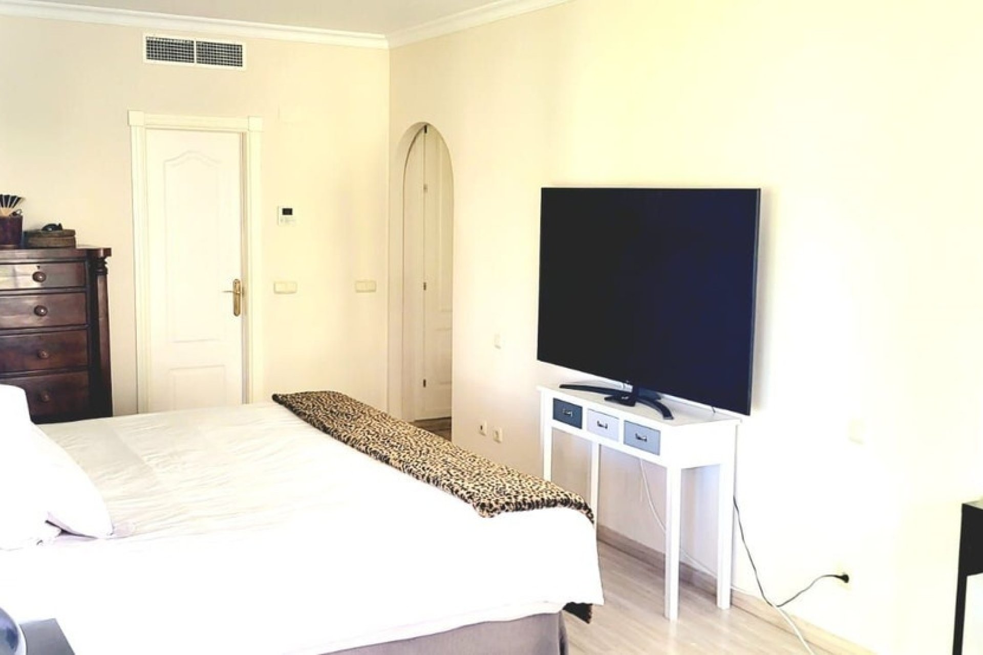 Resale - Apartment -
Guadalmina Baja - Costa del Sol