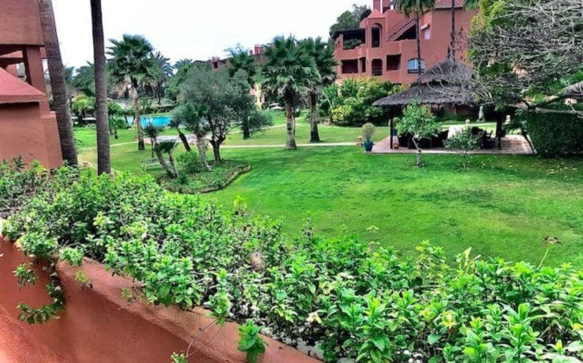 Resale - Apartment -
Guadalmina Baja - Costa del Sol