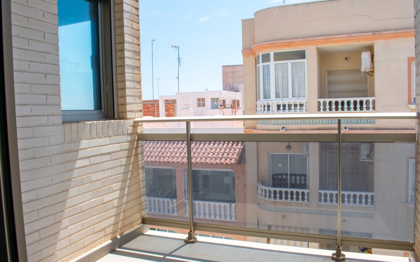 Resale - Apartment -
Guardamar del Segura - Center