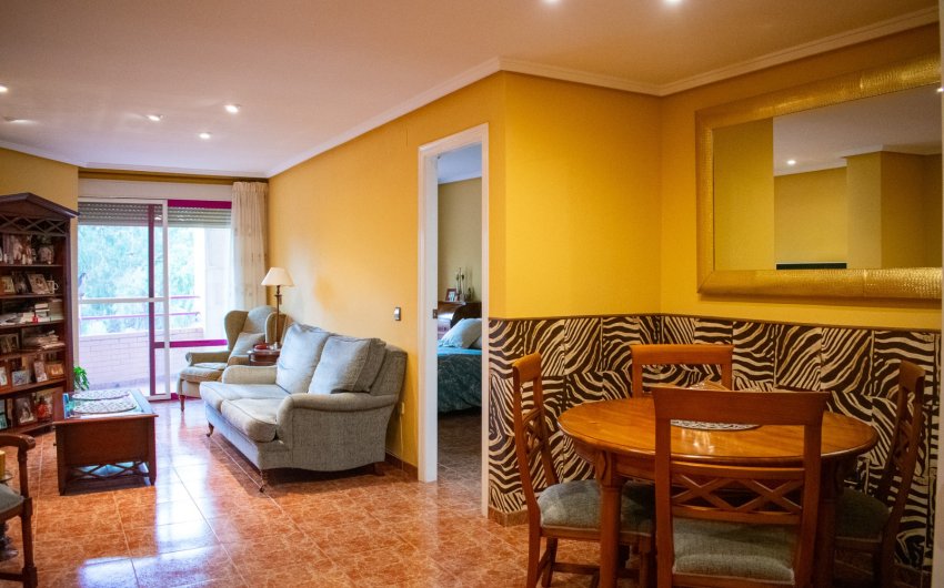 Resale - Apartment -
Guardamar del Segura - Center