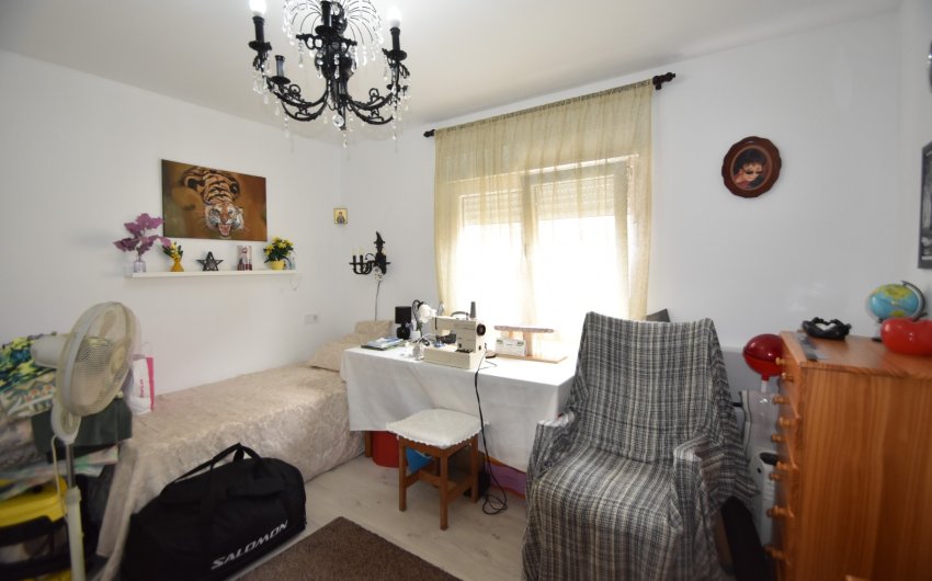 Resale - Apartment -
Guardamar del Segura - Center