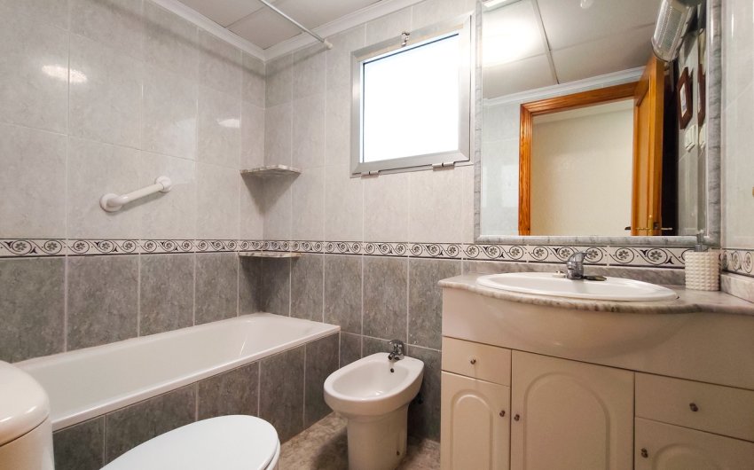 Resale - Apartment -
Guardamar del Segura - Costa Blanca