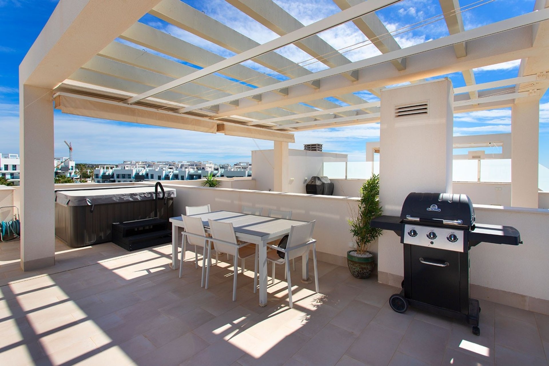 Resale - Apartment -
Guardamar del Segura - El Raso