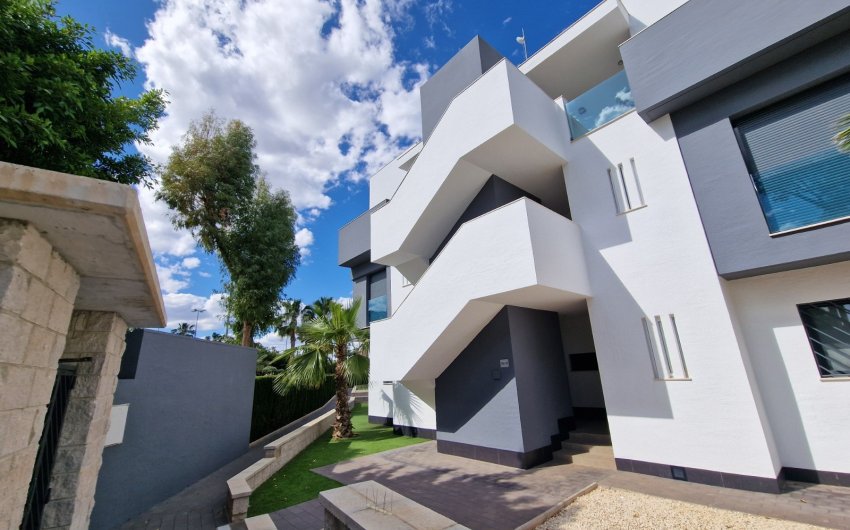Resale - Apartment -
Guardamar del Segura - El Raso