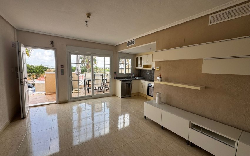 Resale - Apartment -
Guardamar del Segura - El Raso
