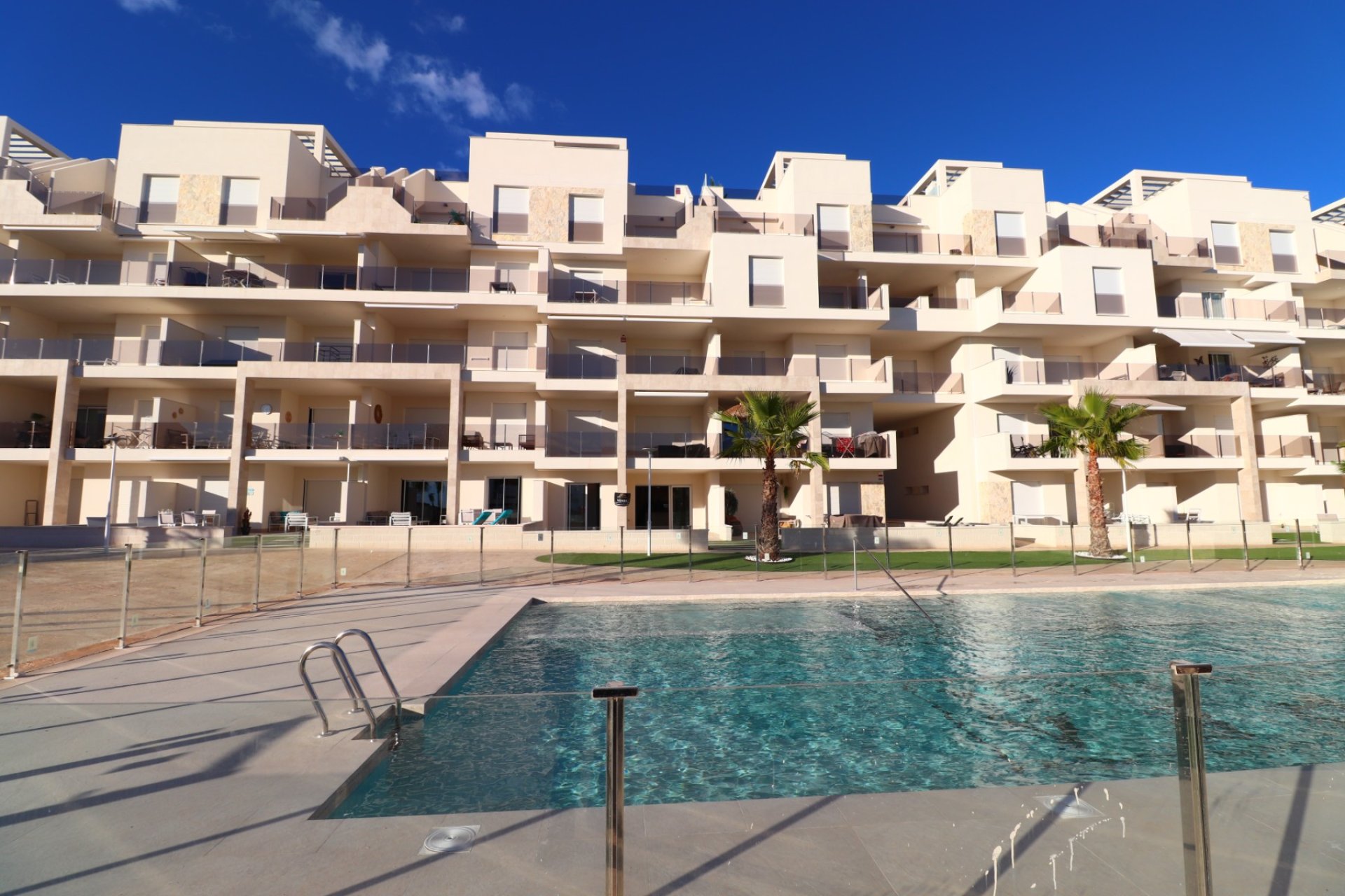 Resale - Apartment -
Guardamar del Segura - El Raso