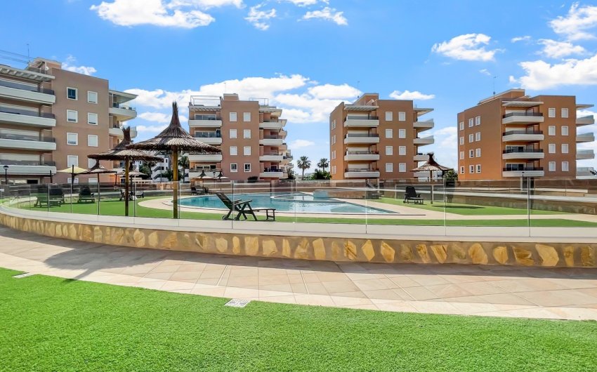 Resale - Apartment -
Guardamar del Segura - El Raso