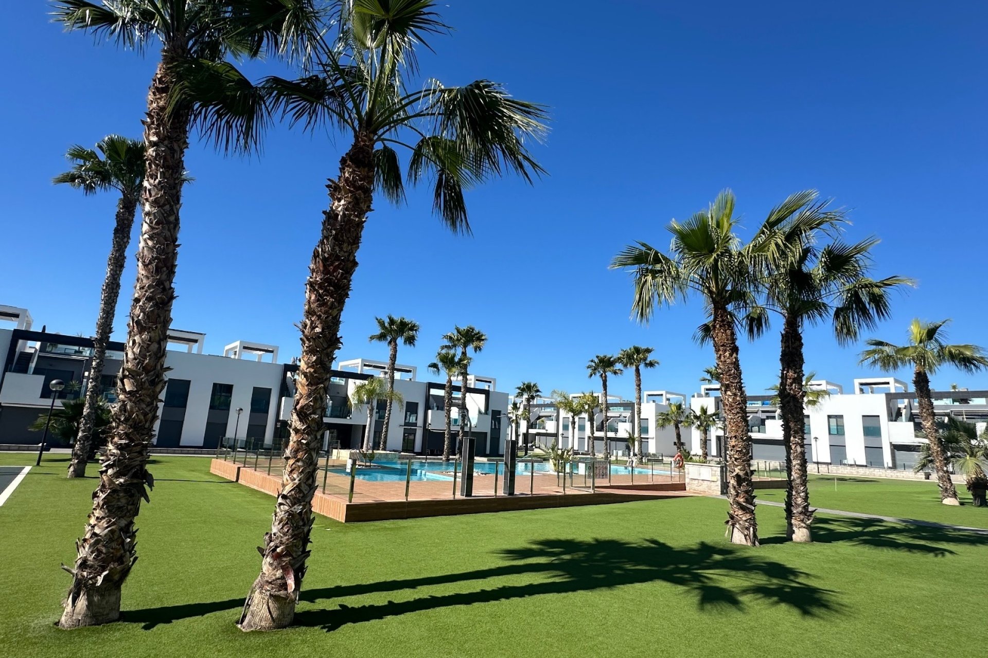 Resale - Apartment -
Guardamar del Segura - Guardamar - El Raso