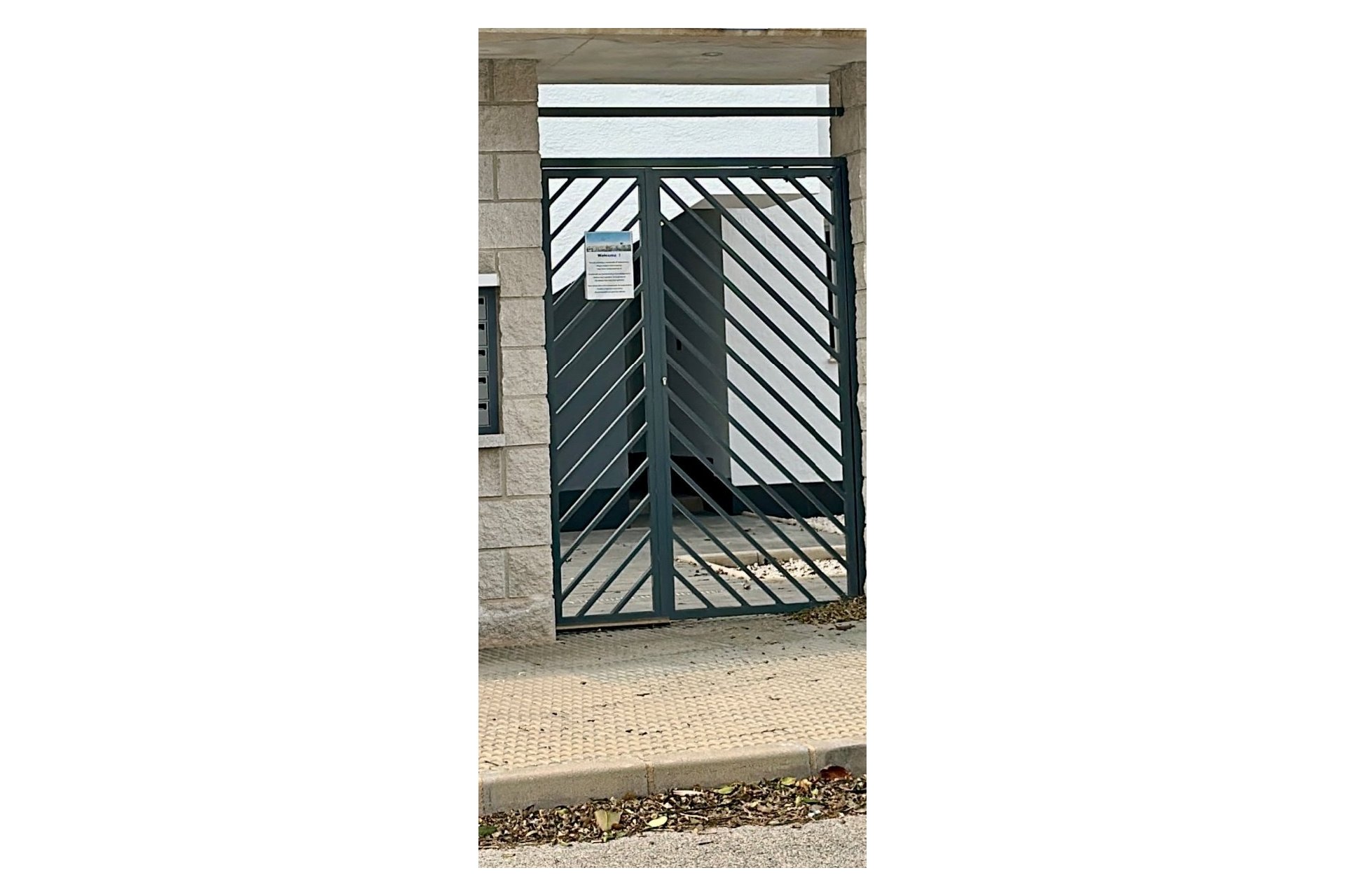 Resale - Apartment -
Guardamar del Segura - Guardamar - El Raso