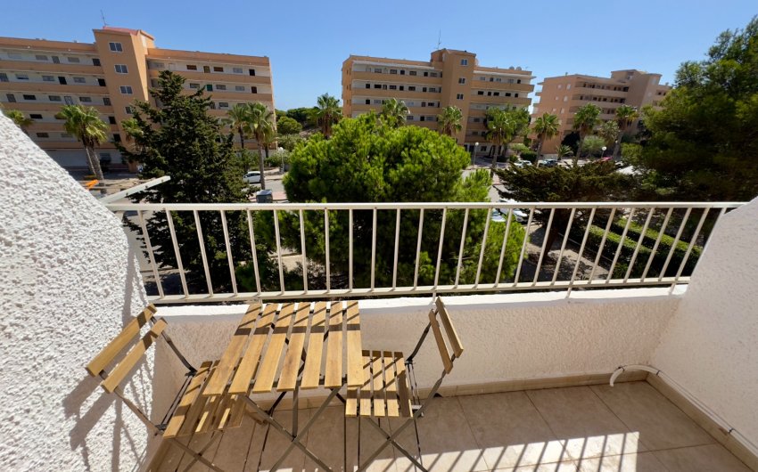 Resale - Apartment -
Guardamar del Segura - Pinomar