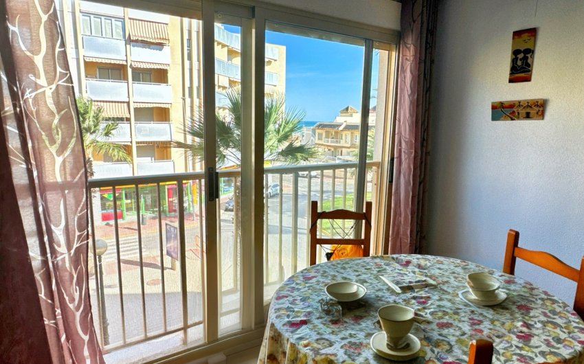 Resale - Apartment -
Guardamar del Segura - Plaza Porticada