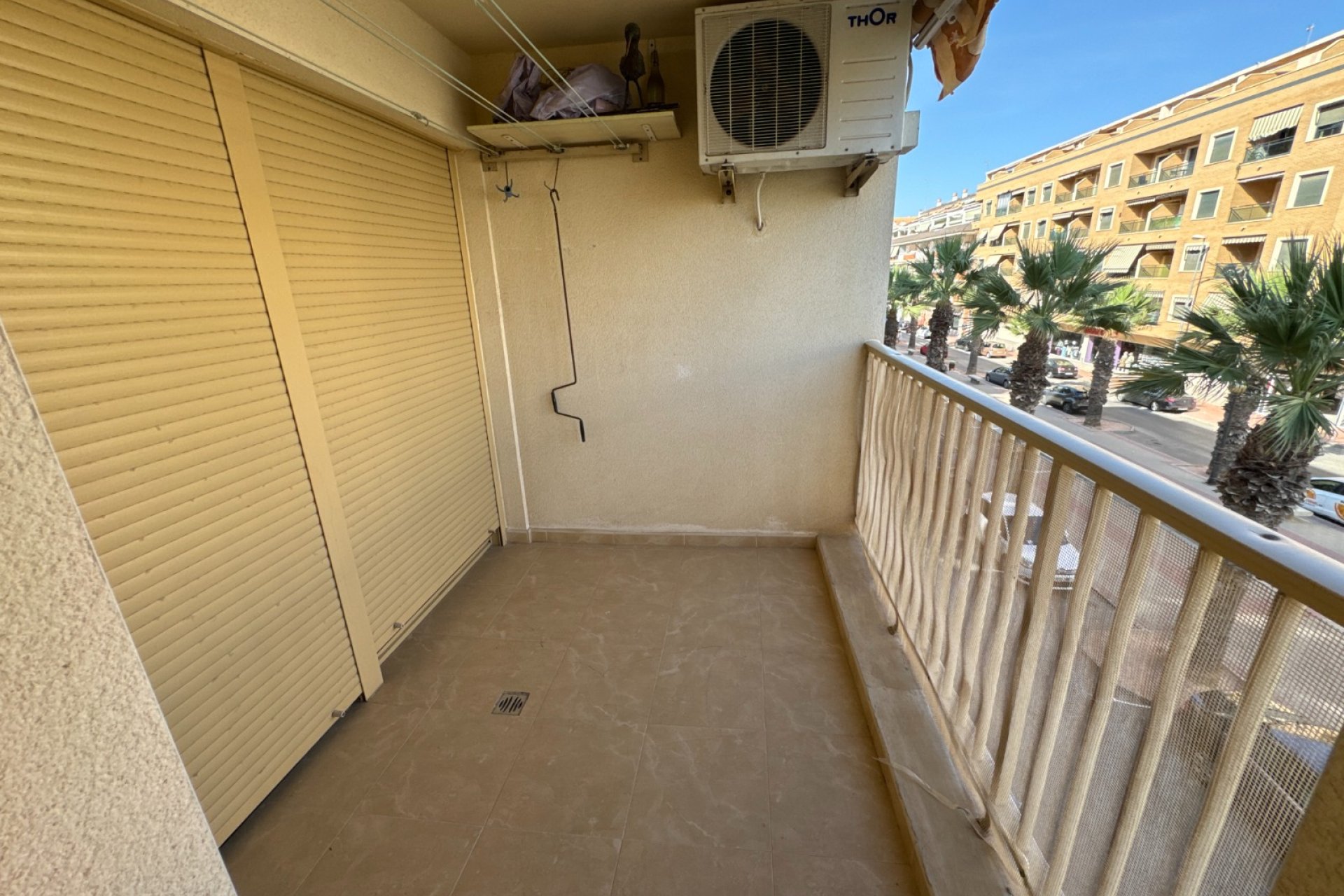 Resale - Apartment -
Guardamar del Segura - Plaza Porticada