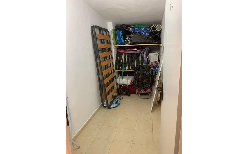 Resale - Apartment -
Guardamar del Segura - Pueblo