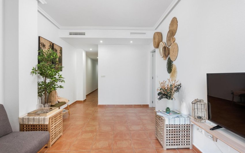 Resale - Apartment -
Guardamar del Segura - Pueblo