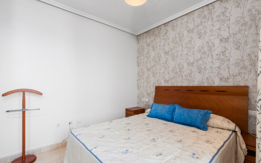 Resale - Apartment -
Guardamar del Segura - Pueblo