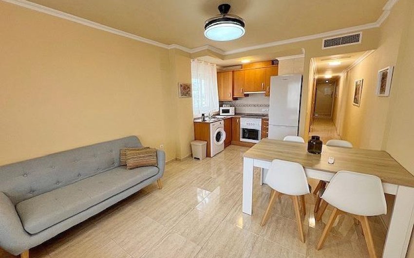 Resale - Apartment -
Guardamar del Segura - Puerto Deportivo