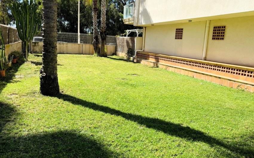 Resale - Apartment -
Guardamar del Segura - Puerto