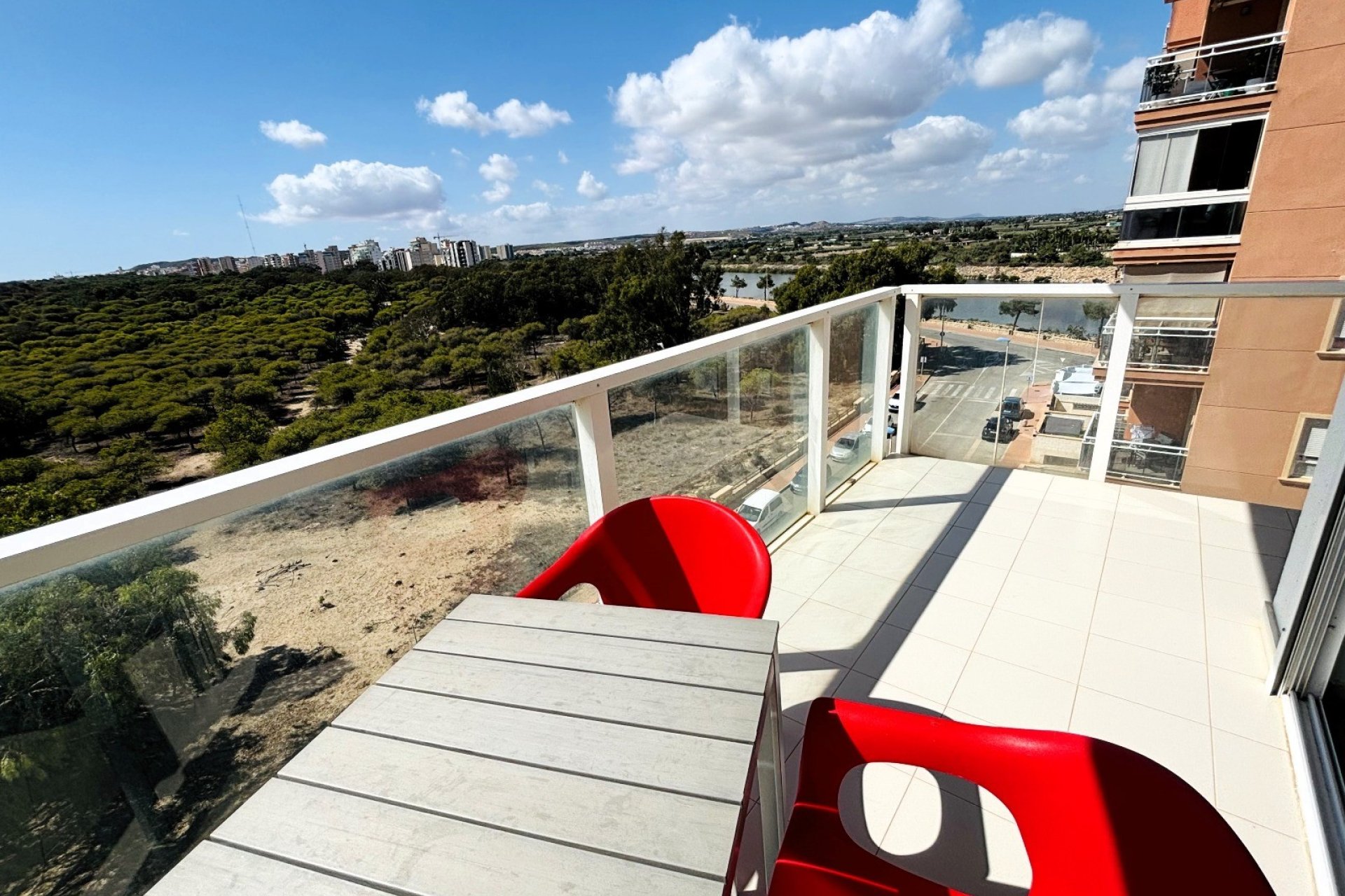 Resale - Apartment -
Guardamar del Segura - Puerto