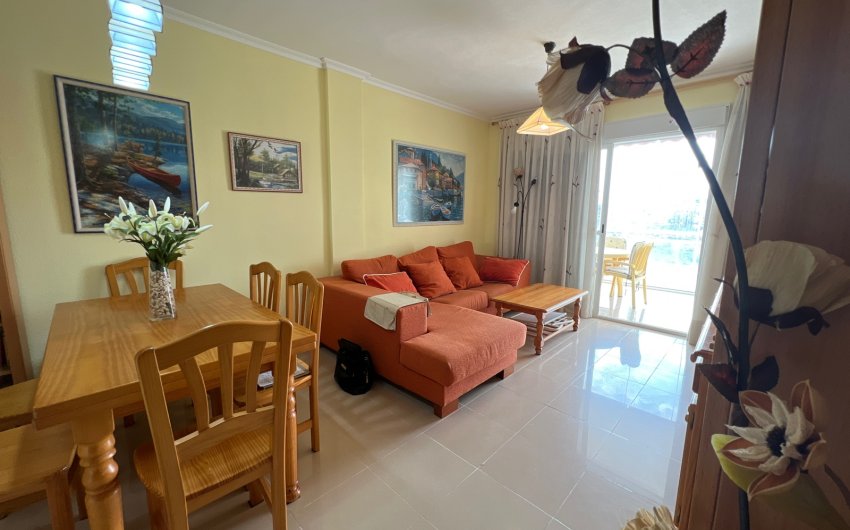 Resale - Apartment -
Guardamar del Segura - Puerto