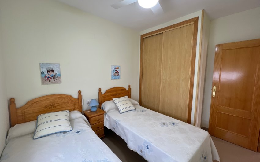 Resale - Apartment -
Guardamar del Segura - Puerto