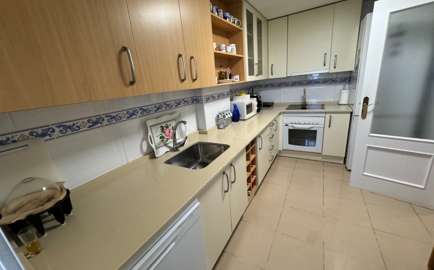 Resale - Apartment -
Guardamar del Segura - Puerto