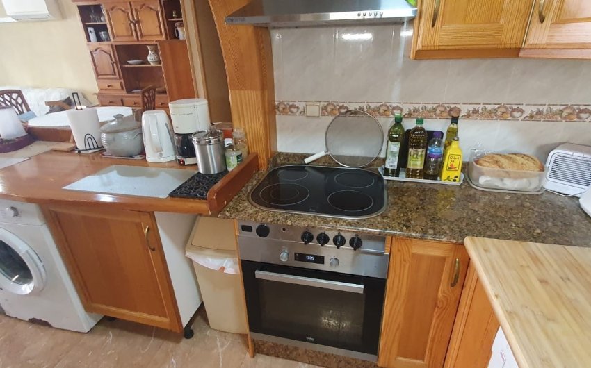 Resale - Apartment -
Guardamar del Segura - Urbanizaciones