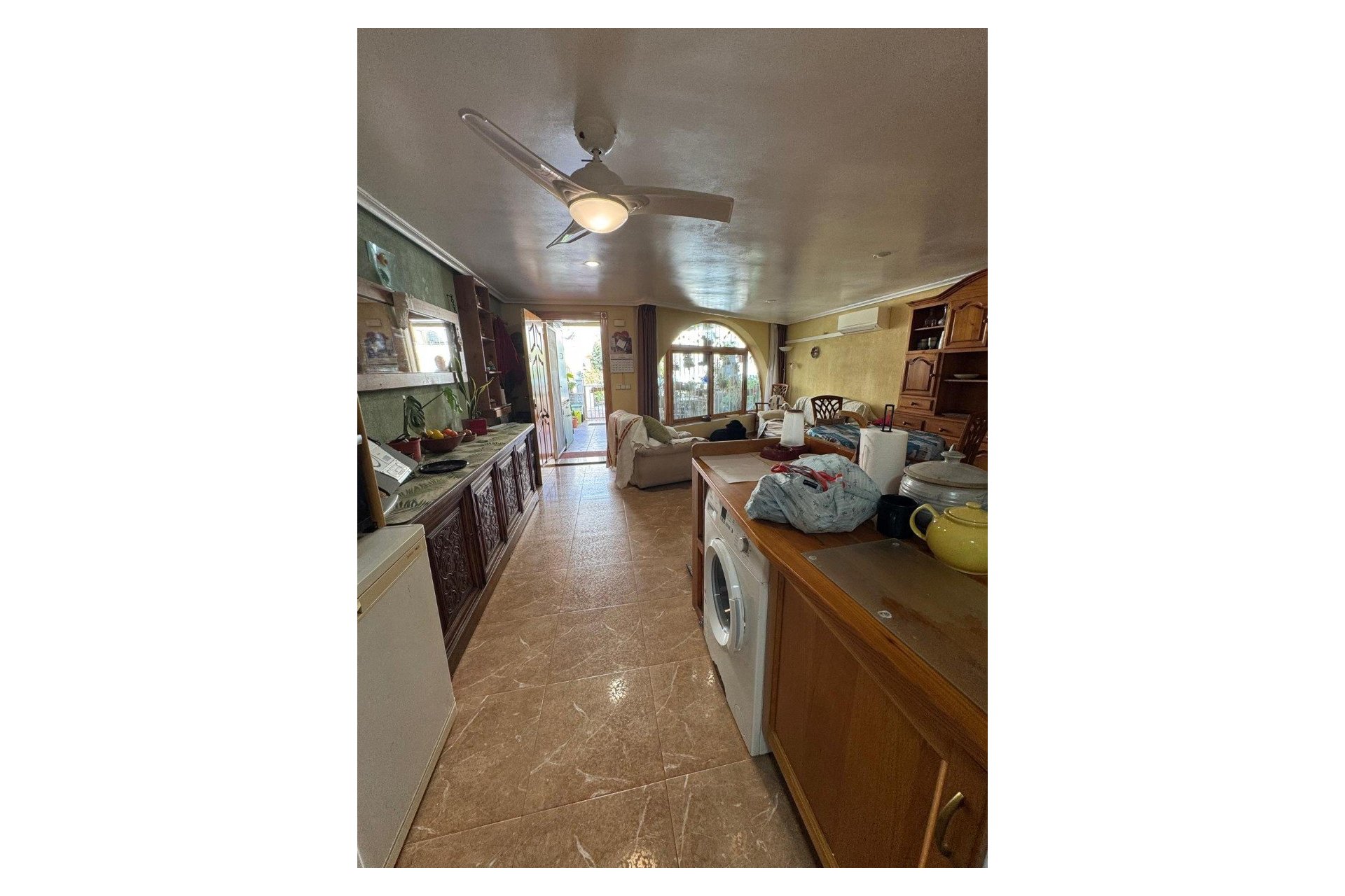 Resale - Apartment -
Guardamar del Segura - Urbanizaciones