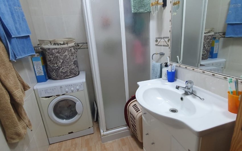 Resale - Apartment -
Guardamar del Segura - Urbanizaciones