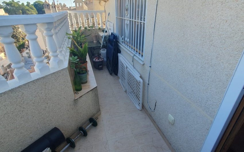 Resale - Apartment -
Guardamar del Segura - Urbanizaciones