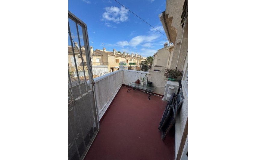 Resale - Apartment -
Guardamar del Segura - Urbanizaciones