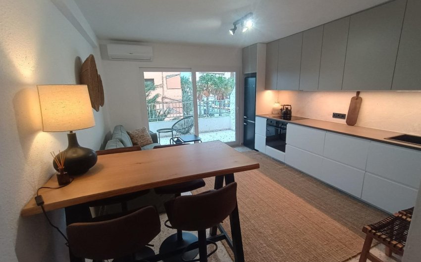 Resale - Apartment -
Guardamar del Segura - Urbanizaciones