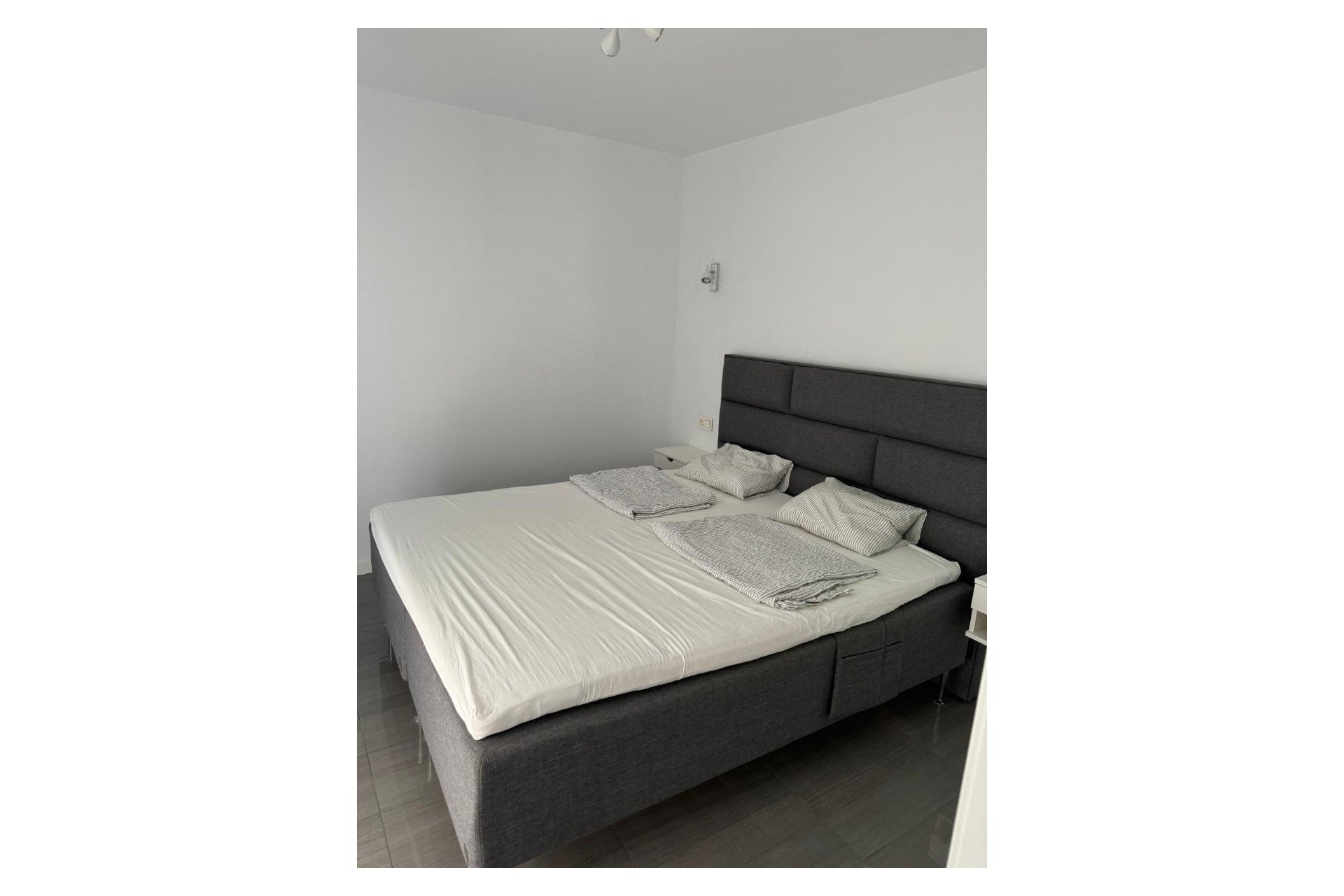 Resale - Apartment -
Guardamar del Segura