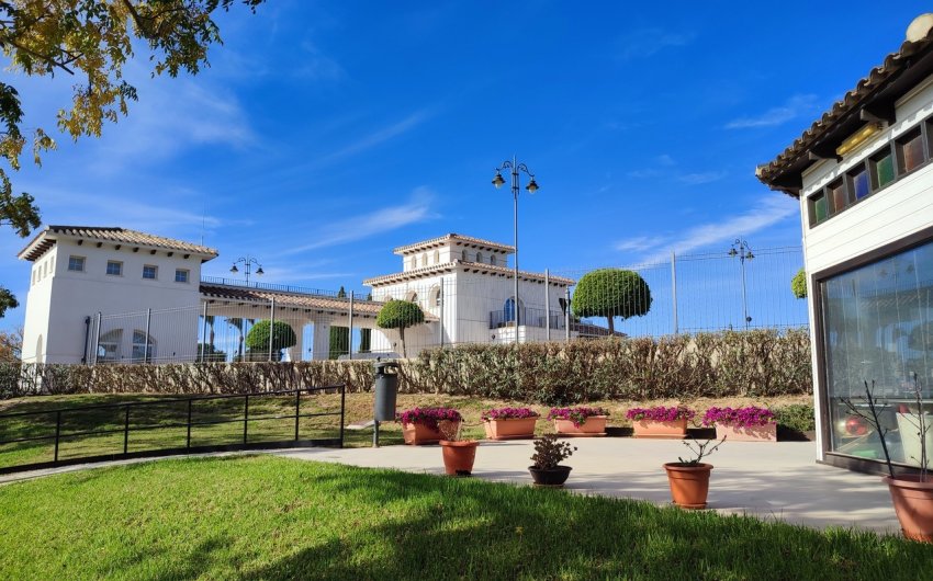 Resale - Apartment -
Hacienda Riquelme Golf Resort - Inland
