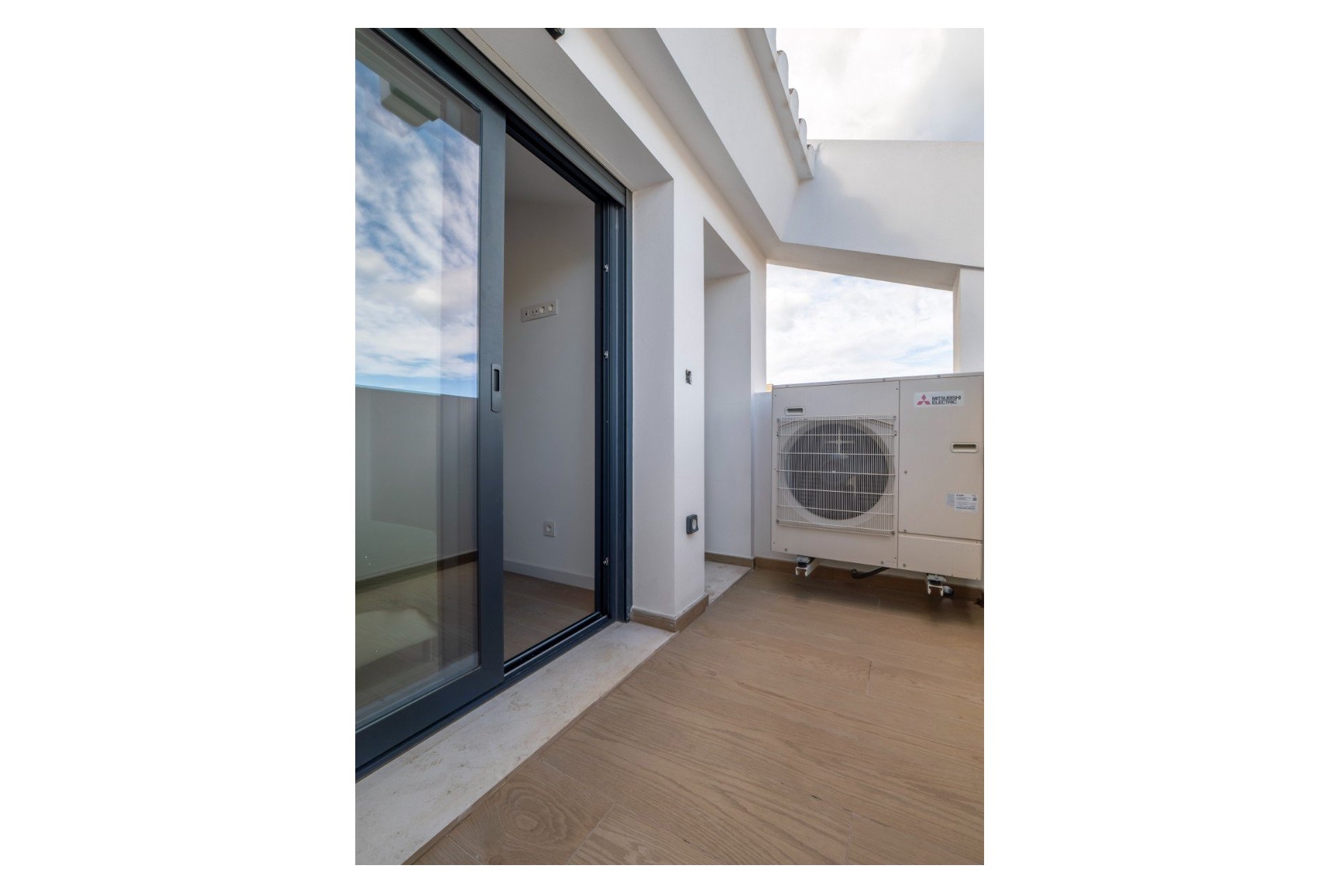 Resale - Apartment -
Jávea - El Arenal