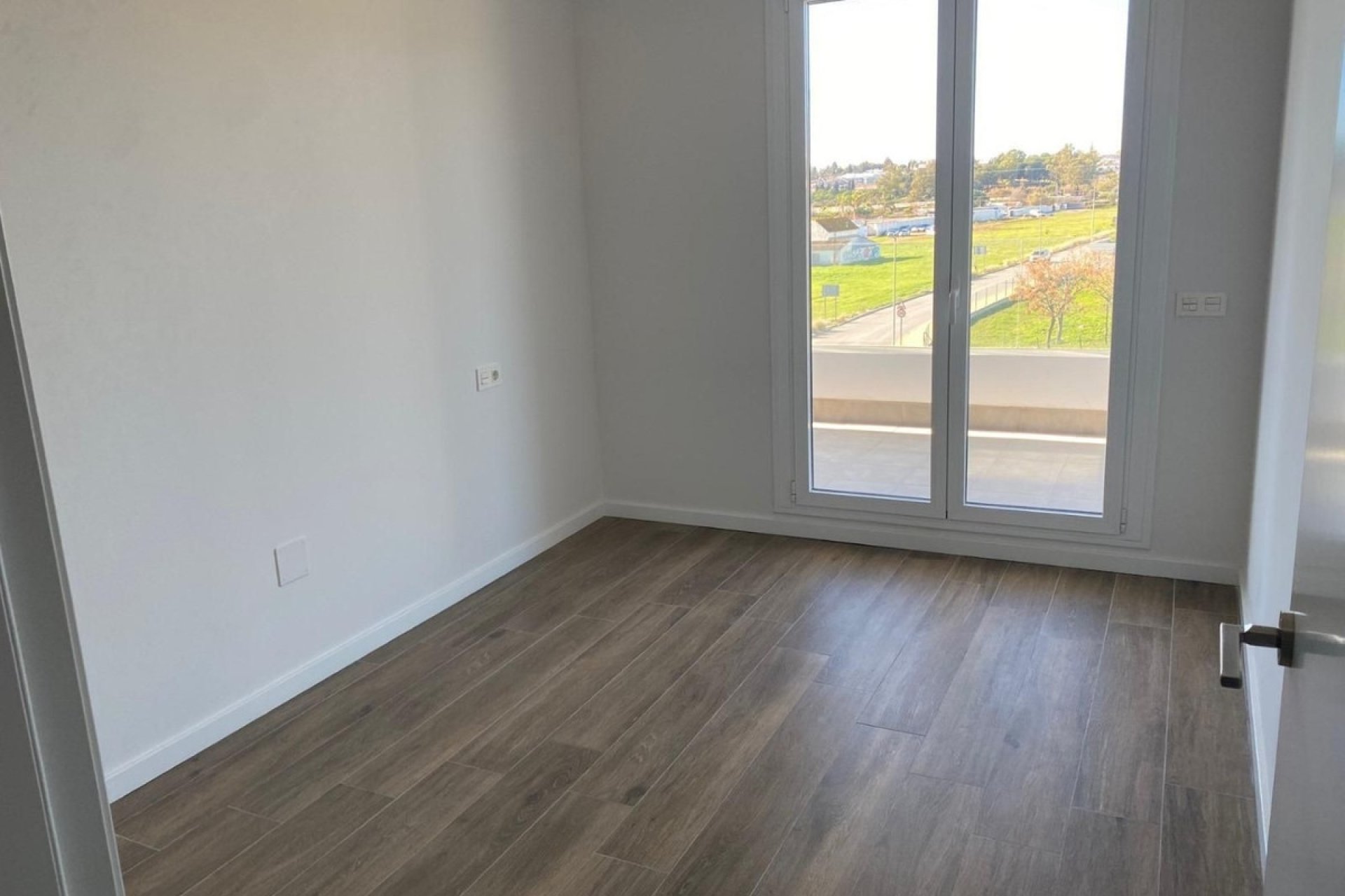 Resale - Apartment -
La Campana - Inland