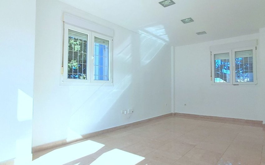 Resale - Apartment -
La Duquesa - Costa del Sol