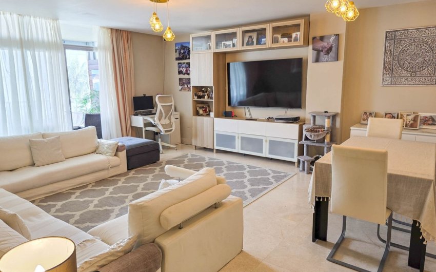 Resale - Apartment -
La Duquesa - Costa del Sol